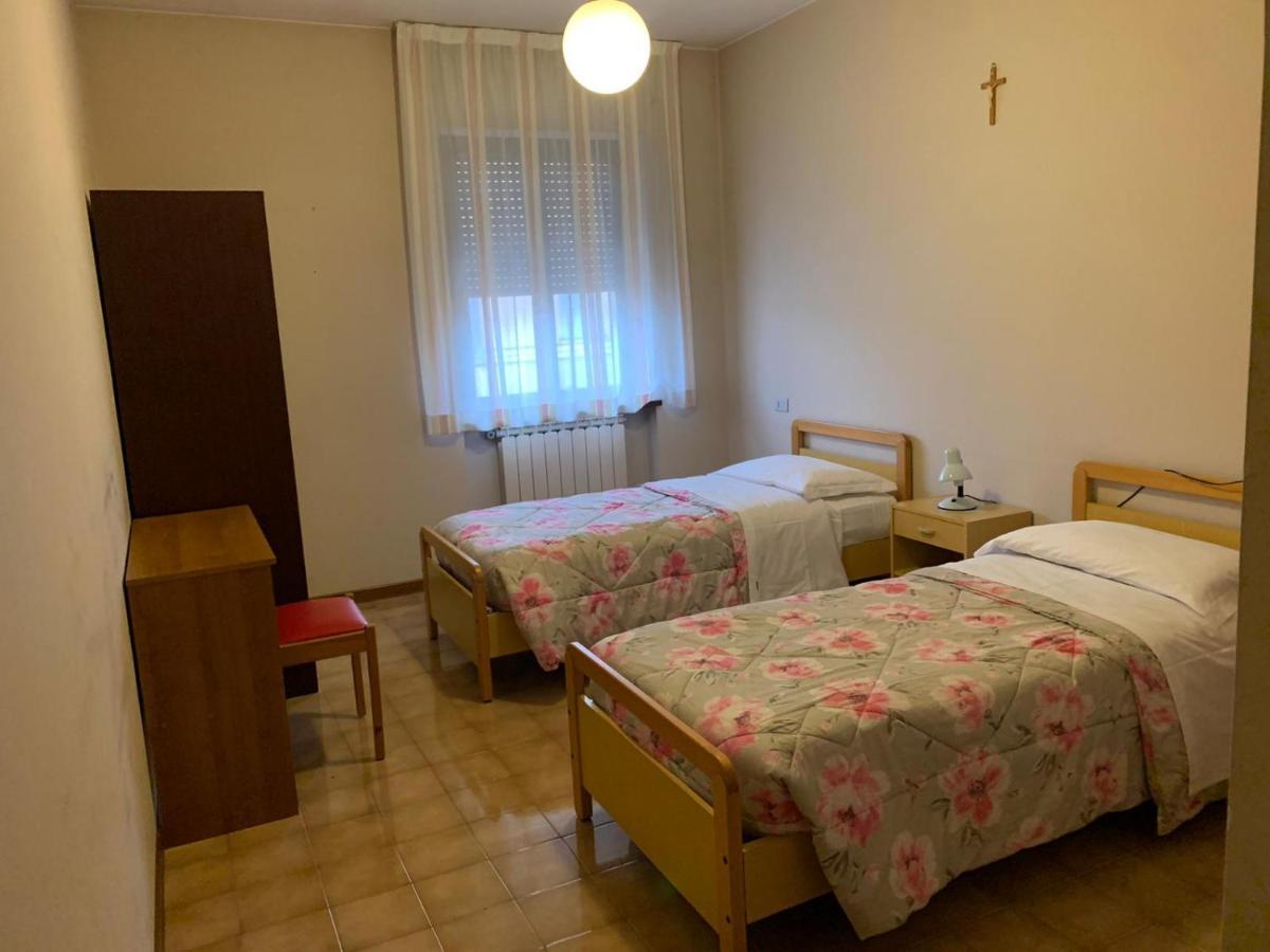 Bed and Breakfast Stabat Mater Casa Di Preghiera Валдрагоне Экстерьер фото